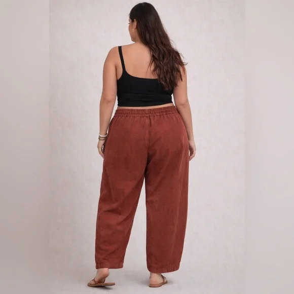 UNIQLO Wide Leg Corduroy Pants in Rust - Picture 2 of 6